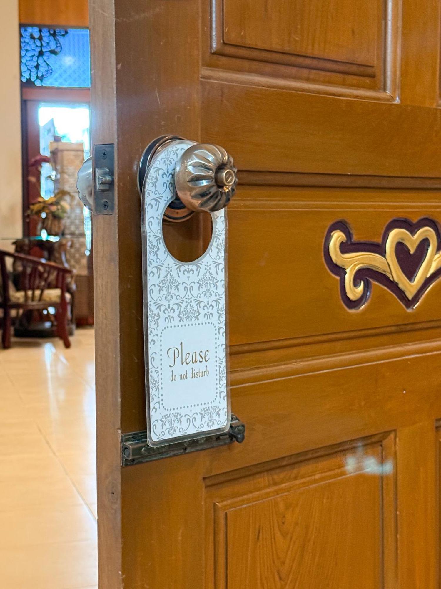 Ban Ao Thong Hotel Trang Exterior photo