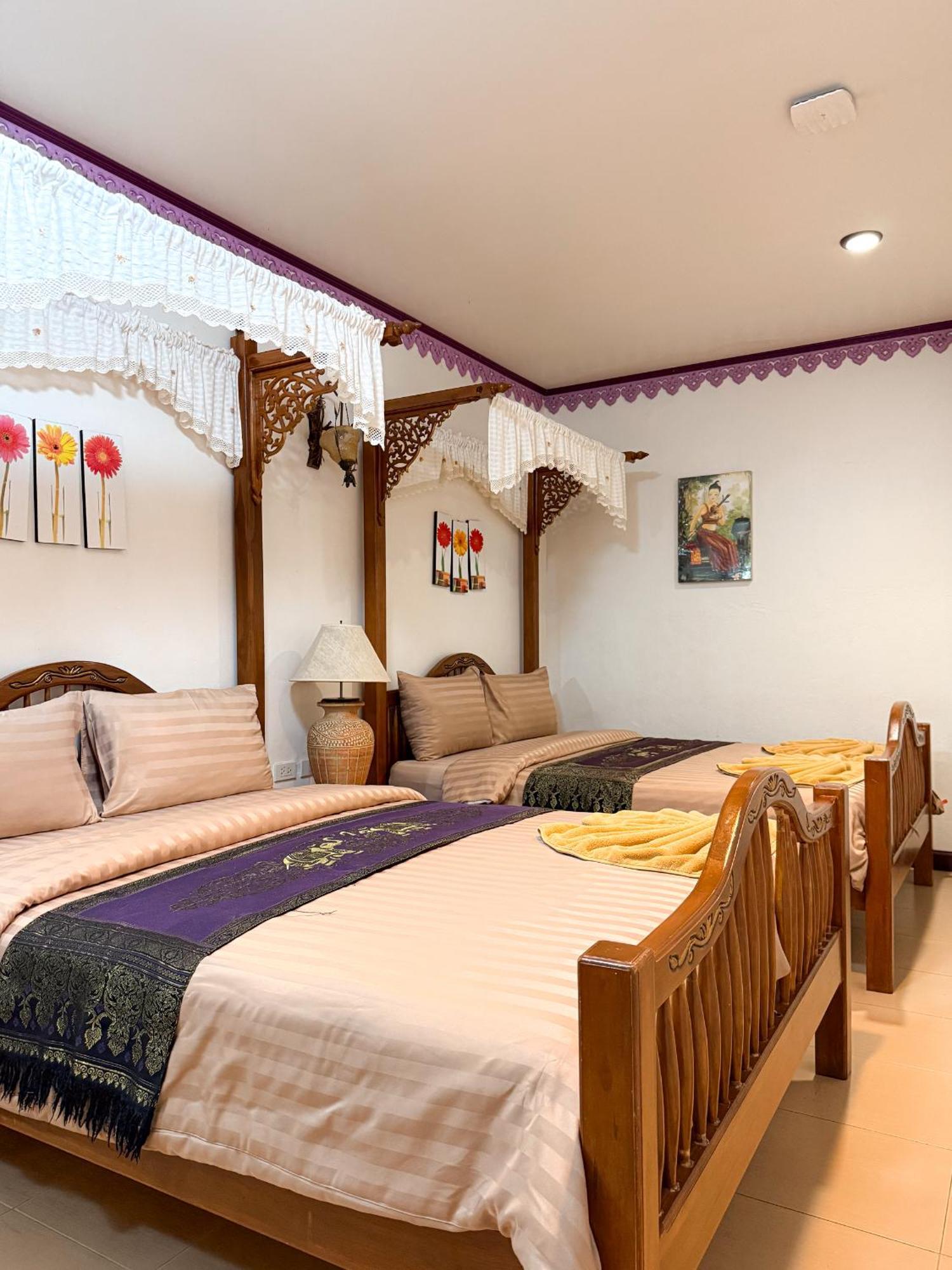 Ban Ao Thong Hotel Trang Exterior photo
